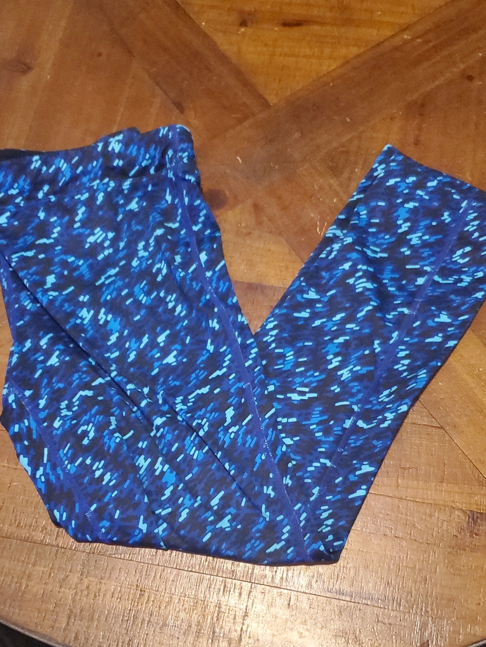 Nike Women's Blue Patterned Leggings